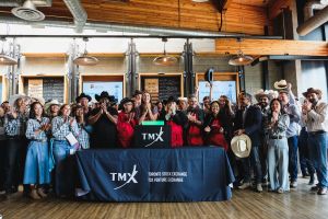 L’équipe Impact du Groupe TMX ouvre les marchés pour manifester son soutien à Brown Bagging for Calgary’s Kids